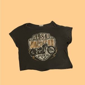 Altar'd State cropped graphic tee